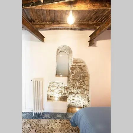 Foria Apartment *